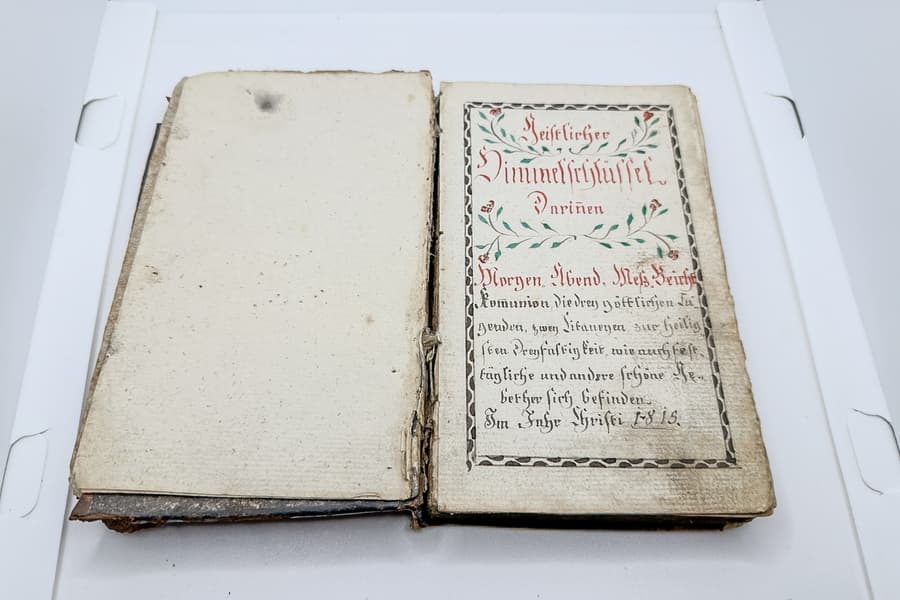 Antikes handgeschriebenes Buch 1815